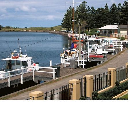 Dockside Waterfront Indulgence Villa Port Fairy Buitenkant foto