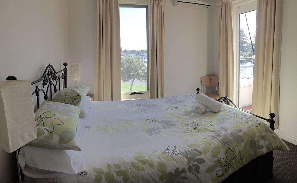 Dockside Waterfront Indulgence Villa Port Fairy Buitenkant foto