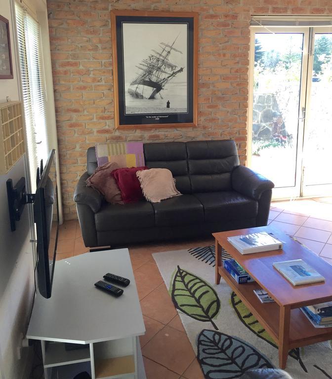 Dockside Waterfront Indulgence Villa Port Fairy Buitenkant foto