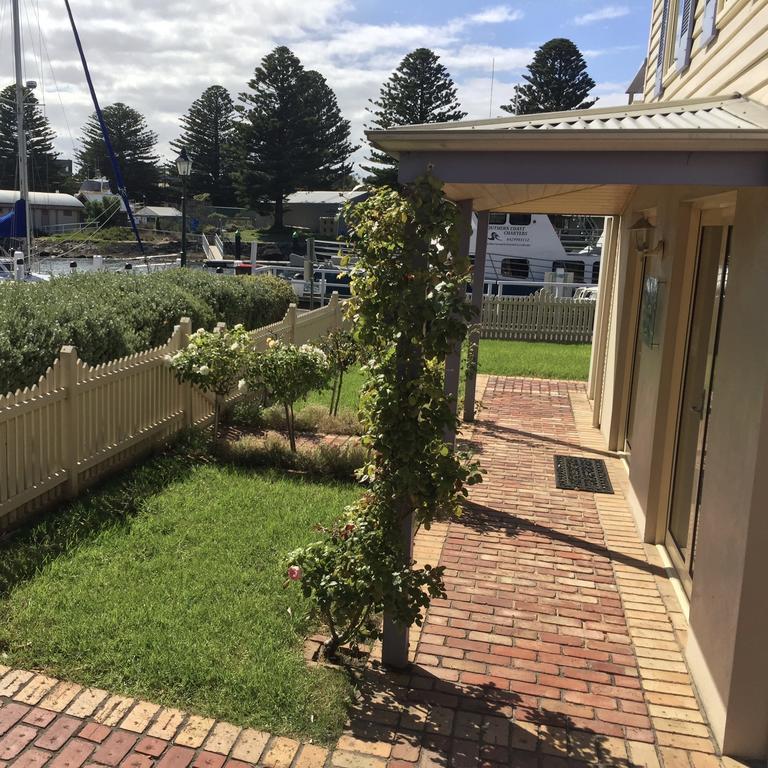 Dockside Waterfront Indulgence Villa Port Fairy Buitenkant foto
