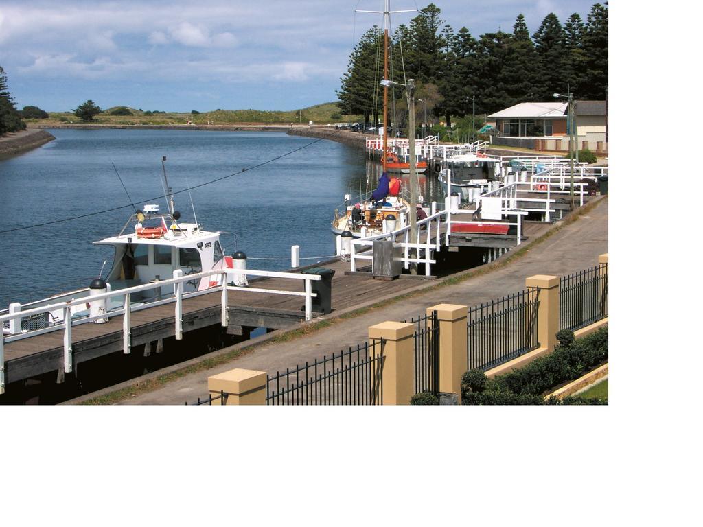 Dockside Waterfront Indulgence Villa Port Fairy Buitenkant foto