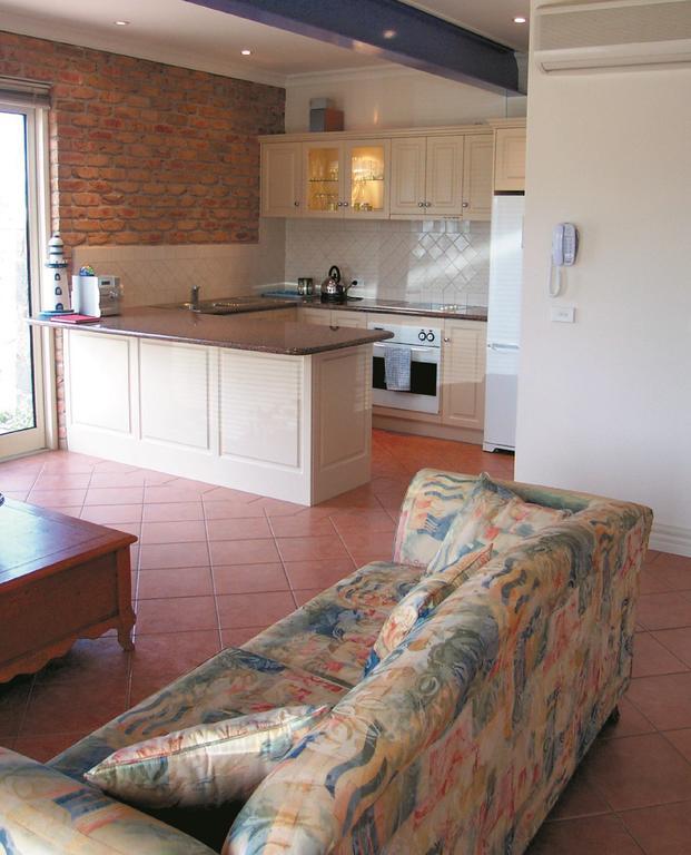 Dockside Waterfront Indulgence Villa Port Fairy Kamer foto